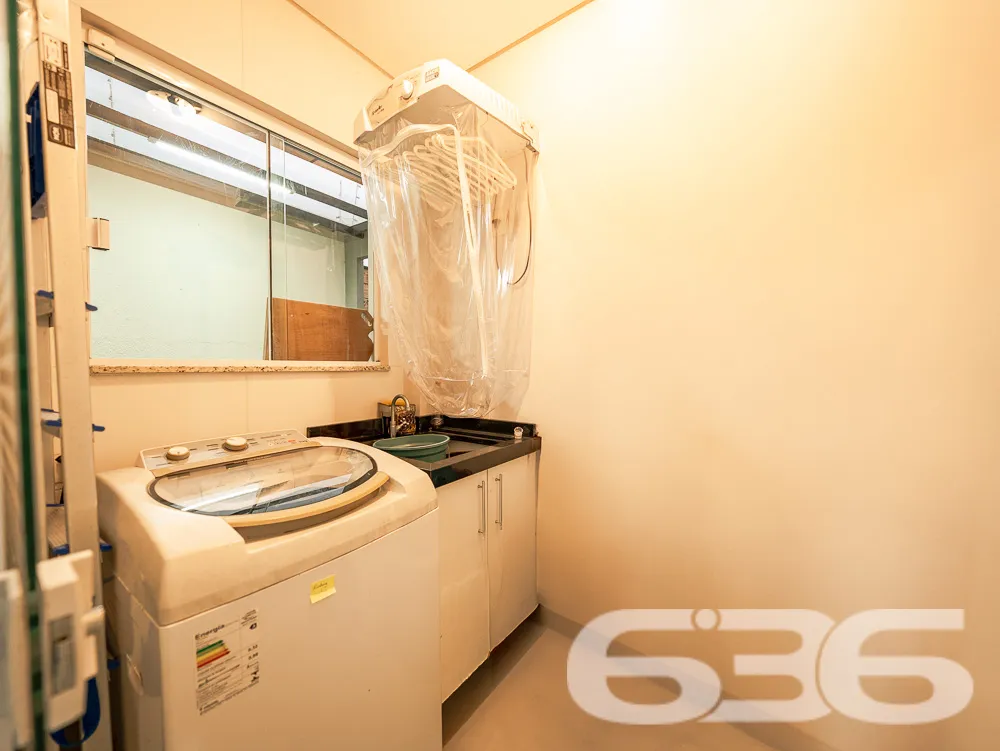Residência Geminada à Venda no Bairro Jardim Iriri
