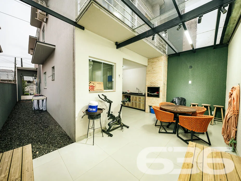 Residência Geminada à Venda no Bairro Jardim Iriri