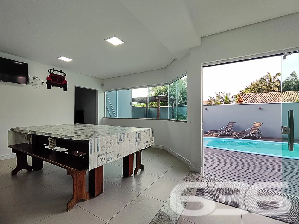 Residência de Alto Padrão no Centro de Balneário B