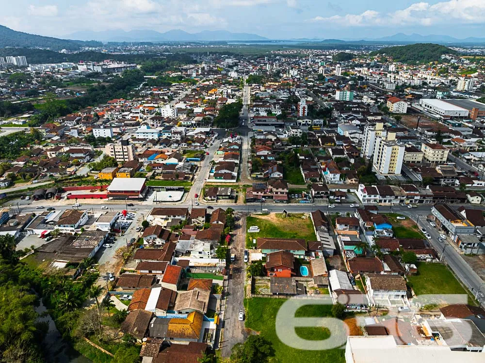 Terreno Plano com Excelente Localização no Bairro 