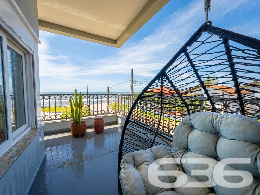 Encante-se com o luxo e a sofisticação desta resid