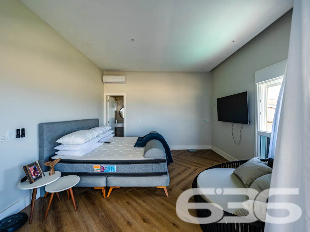Encante-se com o luxo e a sofisticação desta resid