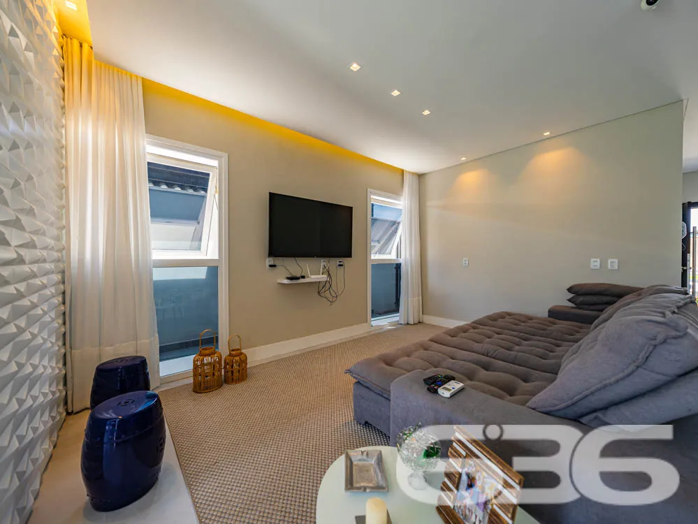 Encante-se com o luxo e a sofisticação desta resid