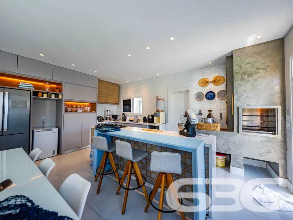 Encante-se com o luxo e a sofisticação desta resid