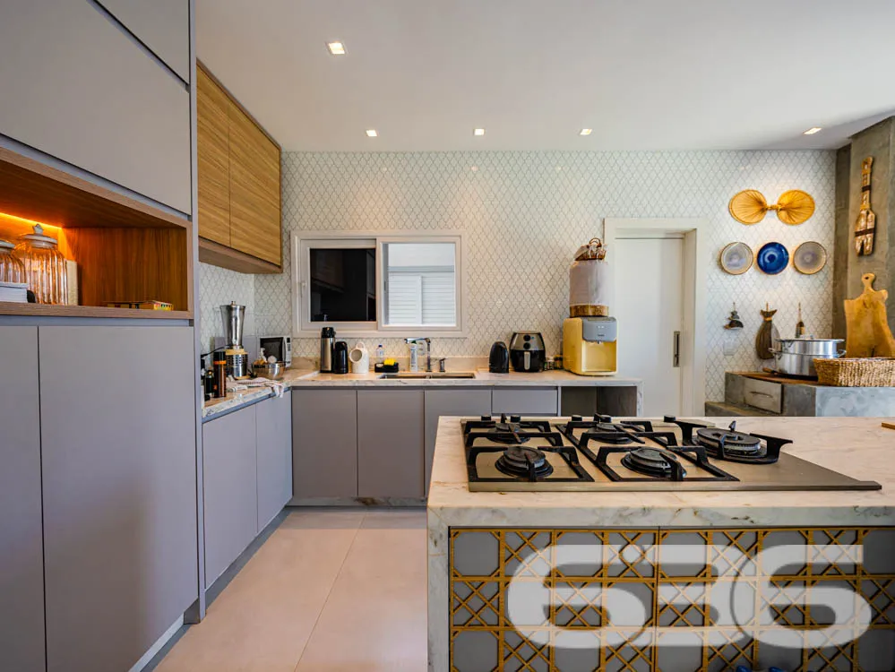 Encante-se com o luxo e a sofisticação desta resid