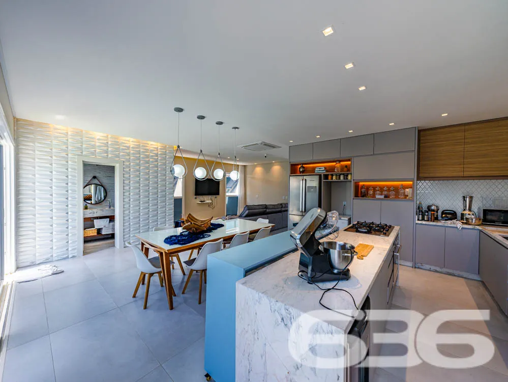 Encante-se com o luxo e a sofisticação desta resid