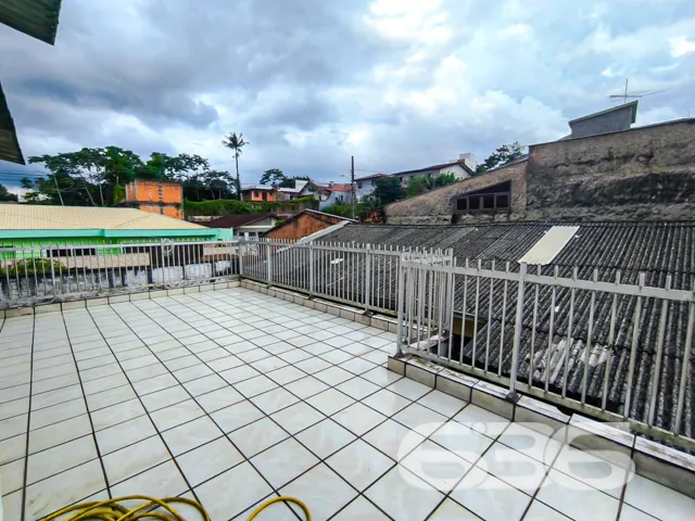 Este imĂłvel em Joinville, SC, no bairro Floresta,