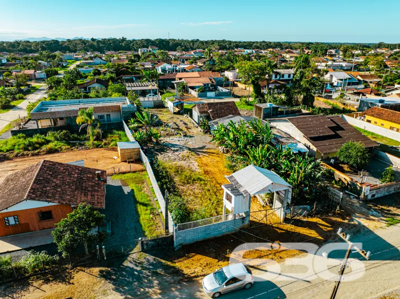 Oportunidade para investir ou construir em Balneár