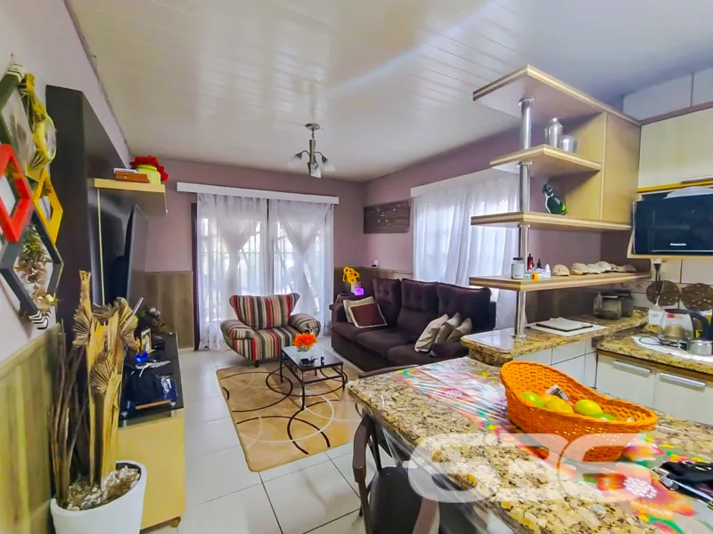 Casa térrea à venda no bairro João Costa em Joinvi