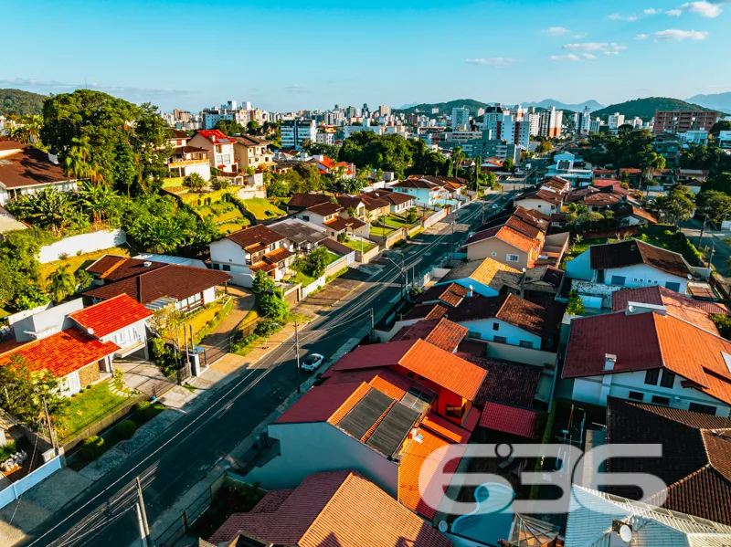 Sobrado à venda no Saguaçu, Joinville/SC: 336,43 m