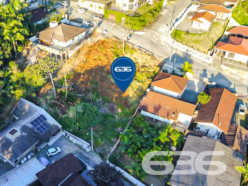 Oportunidade Única: Terreno Amplo à Venda no Coraç