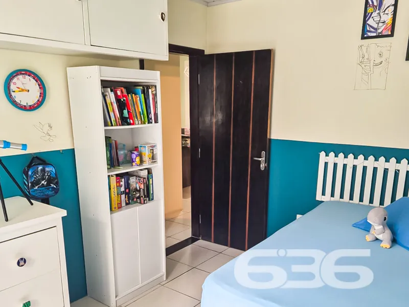 Explore a oportunidade única de adquirir uma resid