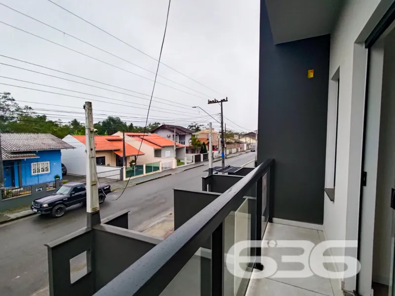 Descubra o Sobrado dos Seus Sonhos no Bairro Avent