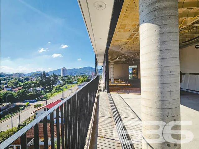 BELÍSSIMO APARTAMENTO COM 4 SUÍTES E 3 VAGAS DE GA