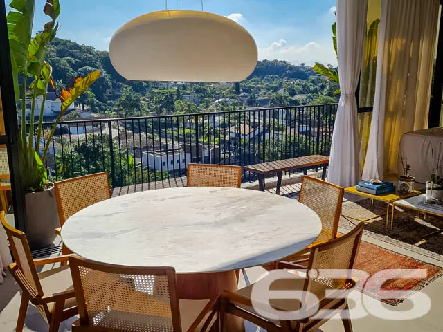 BELÍSSIMO APARTAMENTO COM 4 SUÍTES E 3 VAGAS DE GA