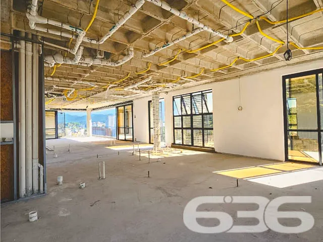 BELÍSSIMO APARTAMENTO COM 4 SUÍTES E 3 VAGAS DE GA