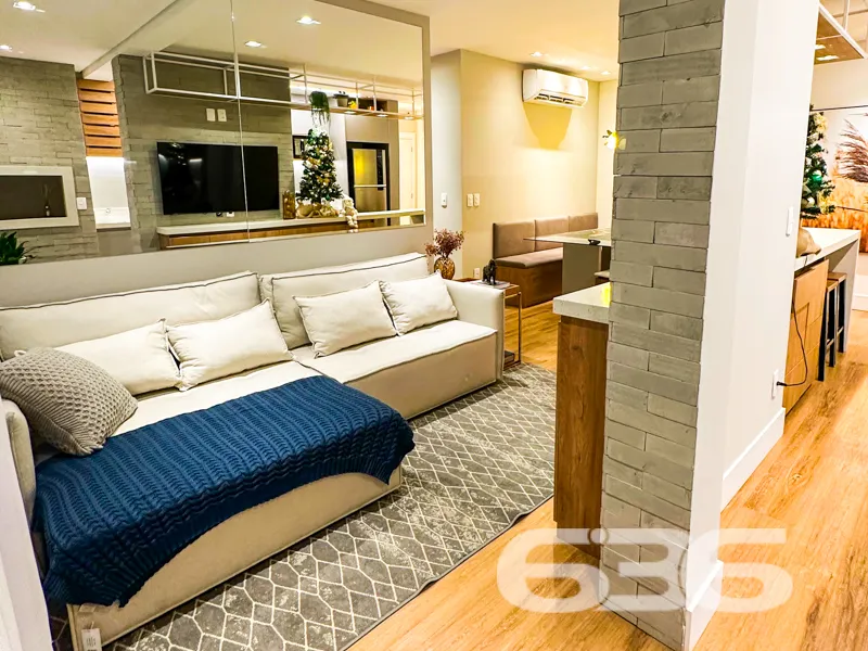APARTAMENTO COM 1 SUÍTE E MAIS 2 QUARTOS, NO BAIRR