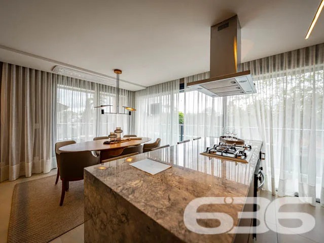 APARTAMENTO DE ALTO PADRÃO COM 3 SUÍTES NO BAIRRO
