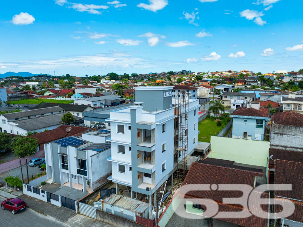 Descubra o potencial de um novo lar em Joinville! 