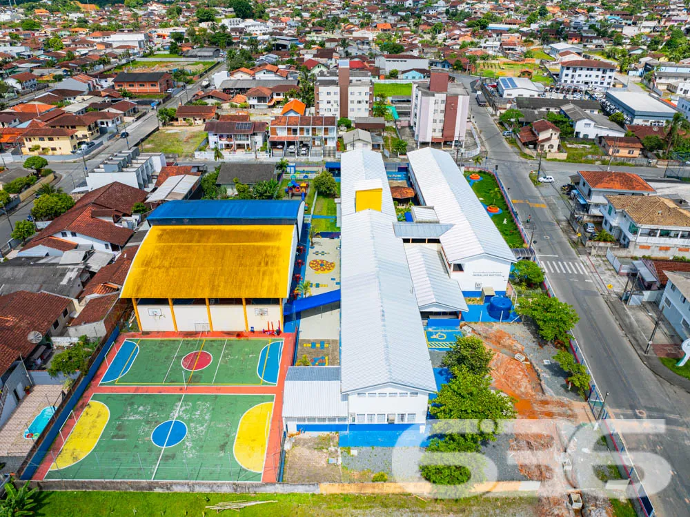 Descubra o potencial de um novo lar em Joinville! 