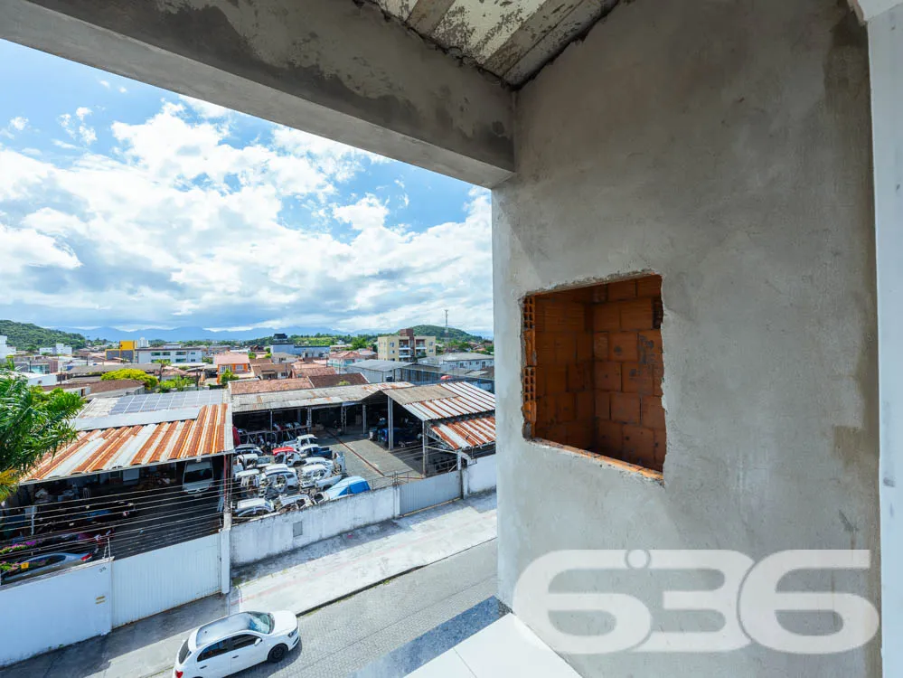 Descubra o potencial de um novo lar em Joinville! 