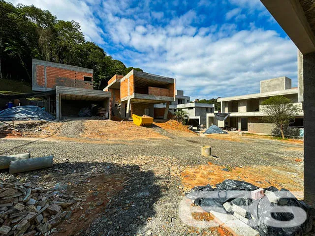 Descubra a perfeição em cada detalhe neste sofisti