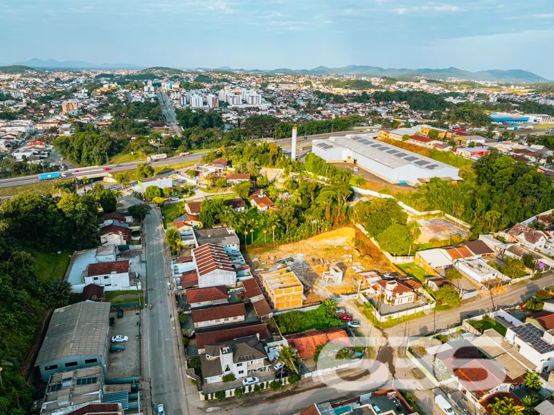 Descubra seu novo lar em Joinville â Um sobrado ge